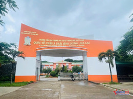 W-Buộc chuyển trường 3.jpg