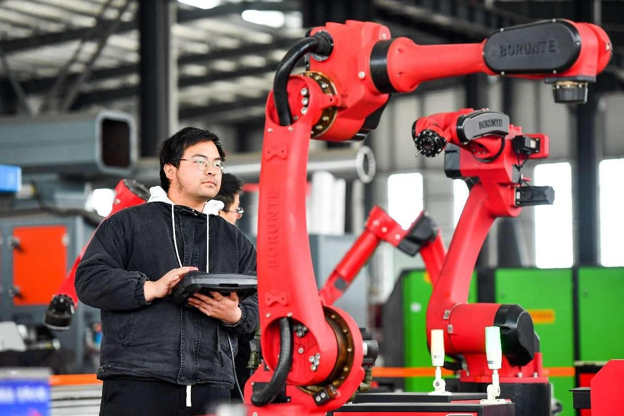 5 triệu robot làm việc trong nhà máy: Trung Quốc 'chấp' cả Mỹ, Nhật, Hàn, Đức