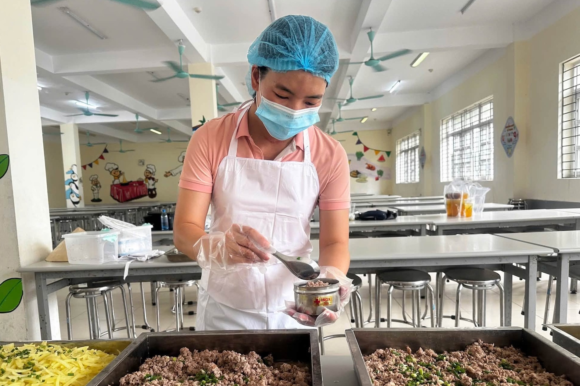Hà Nội đề xuất tăng trần tiền ăn bán trú lên 50.000 đồng, phụ huynh có phải đóng thêm?