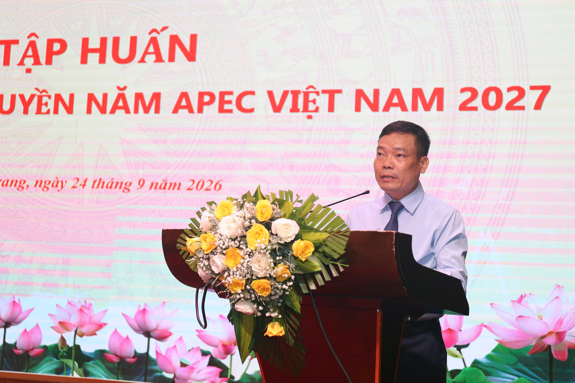 Tap huan APEC 2.jpg