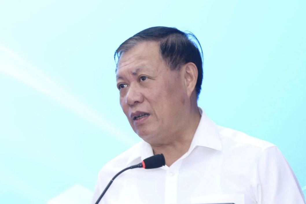 Thứ trưởng Bộ Y tế kể chuyện ám ảnh về cô gái 18 tuổi đã có 5 con
