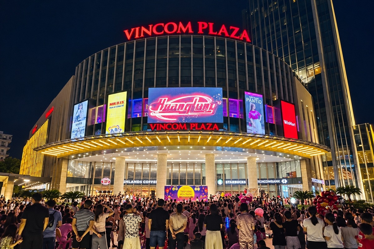 Vincom Moonifest - Trải nghiệm Trung thu rực rỡ sắc màu