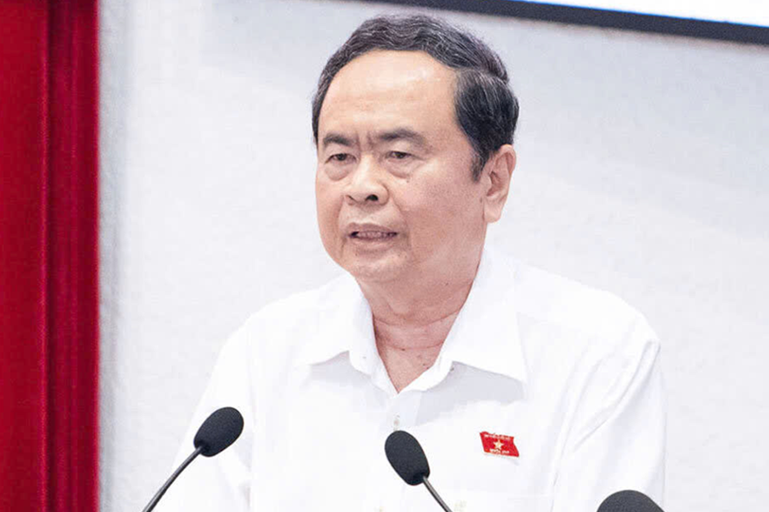 Chủ tịch Quốc hội: TPHCM cần tăng trưởng mạnh mẽ hơn nữa