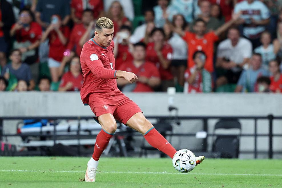 editorial_uefa_com fbl eur nations por wal.jpg