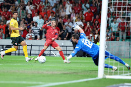 editorial_uefa_com fbl eur nations por wal (2).jpg