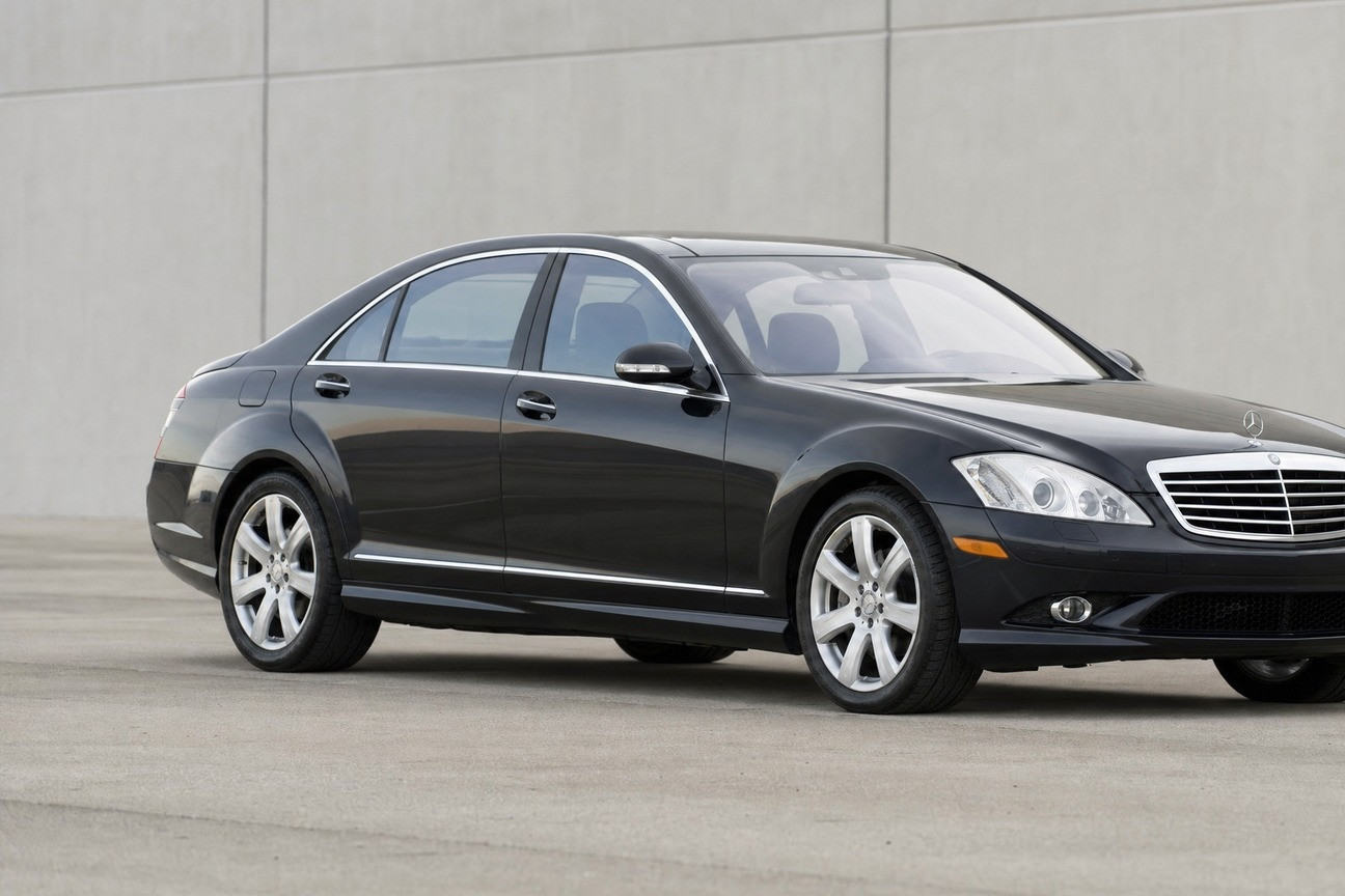 Ngân hàng rao bán xe sang Mercedes-Benz S350, giá khởi điểm 152 triệu đồng