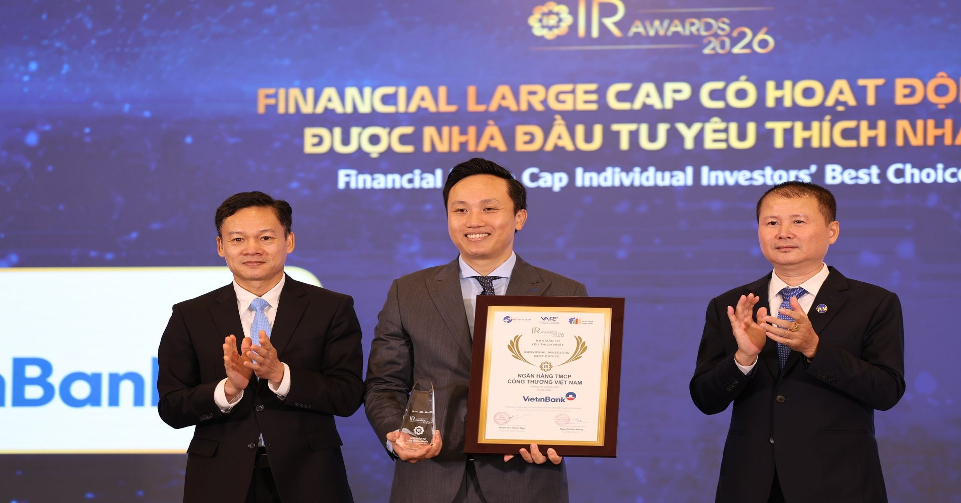VietinBank năm thứ 4 liên tiếp nhận giải thưởng IR Awards