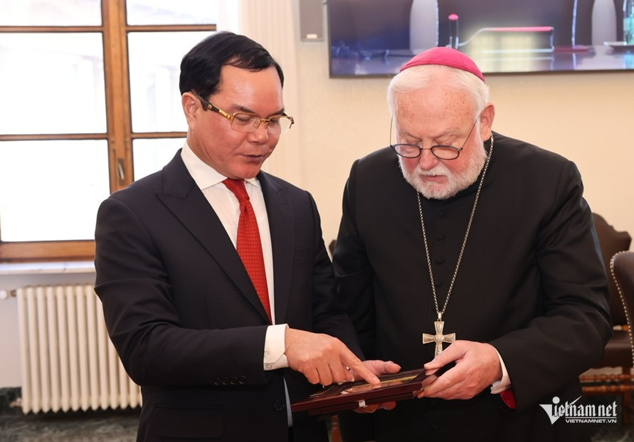 W-Bộ Ngoại giao 3.jpg