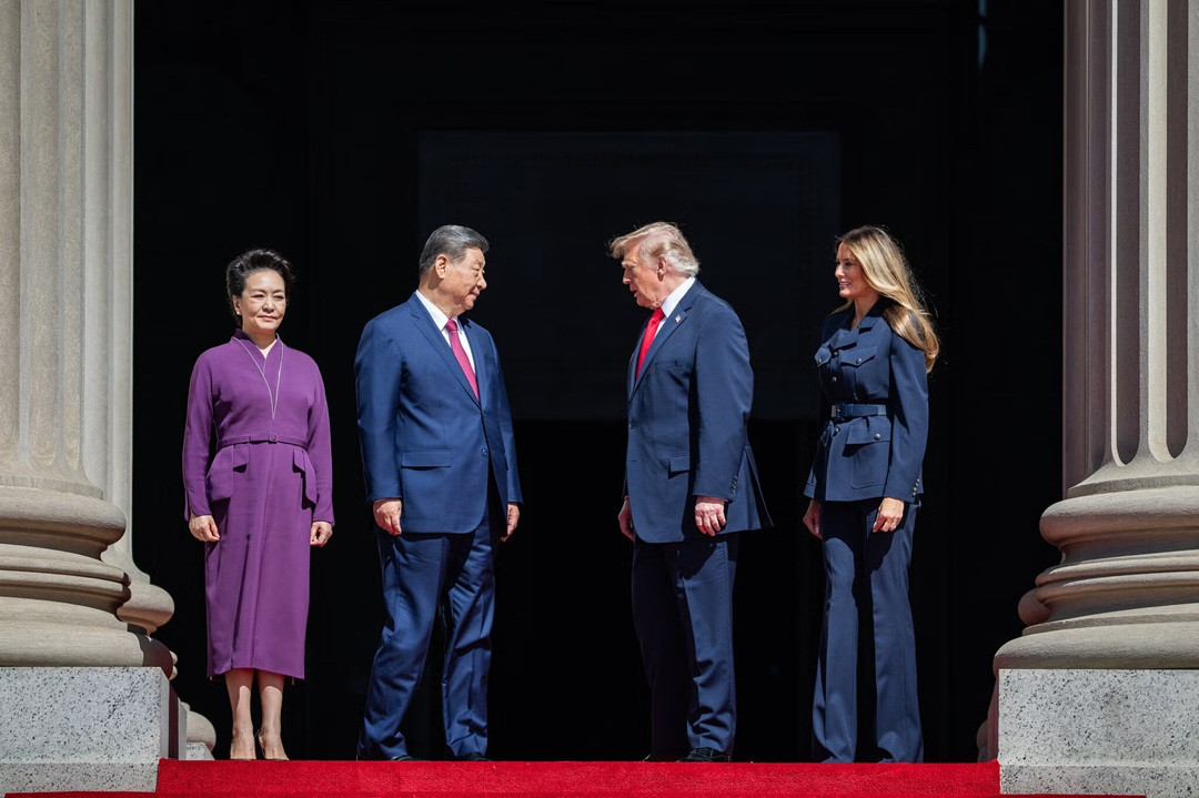 25trump xi header 1pm ltjv superJumbo.jpg