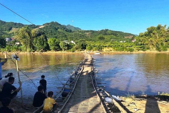 Bản tin cuối ngày 26/9: Tìm thấy thi thể nam thanh niên mất tích trên sông Mã
