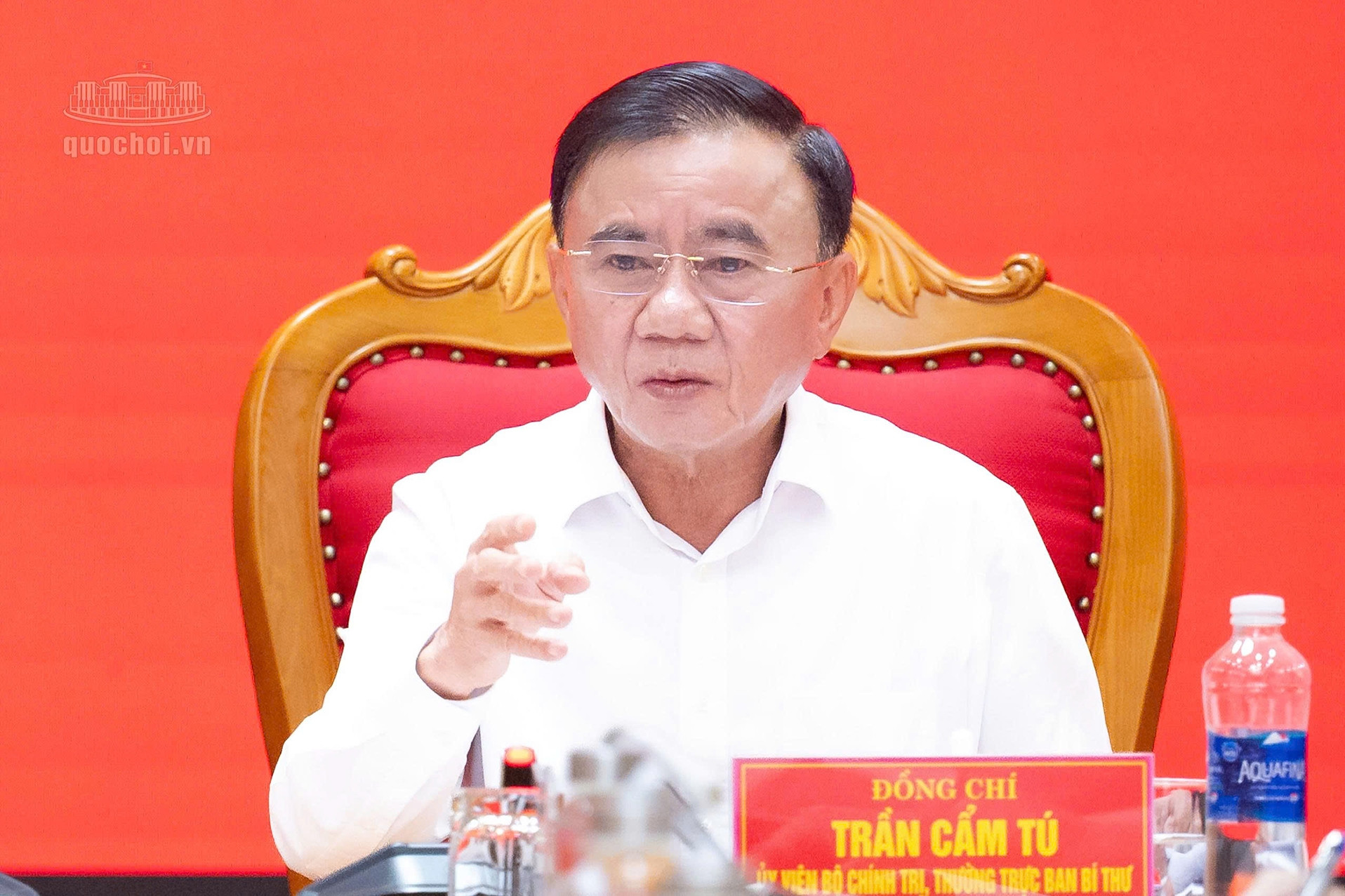 Bộ Chính trị: Giám sát những vấn đề bức xúc, nổi lên mà nhân dân quan tâm