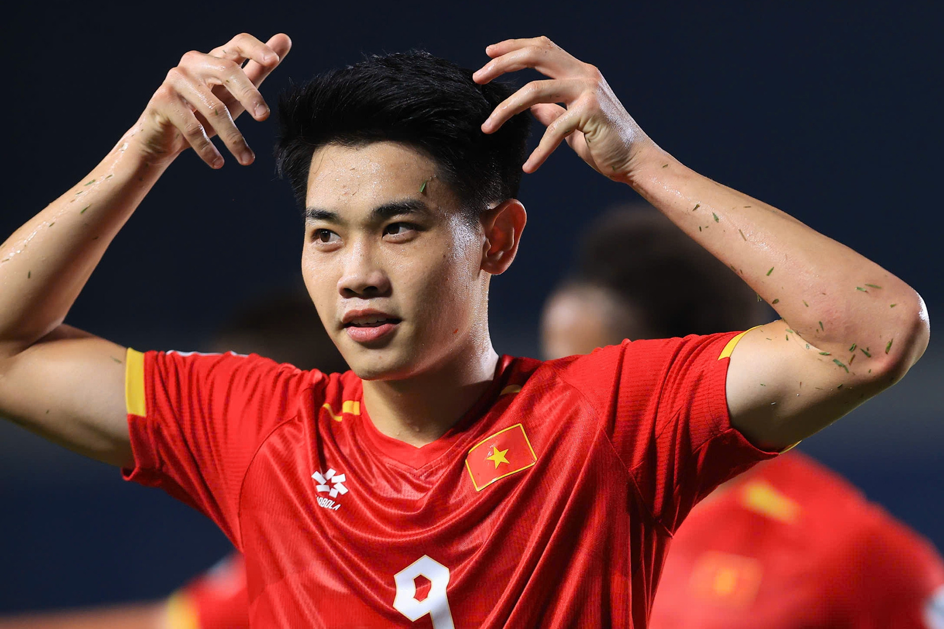 Đình Bắc lập đại công, Việt Nam thắng nhọc trận ra quân FIFA ASEAN Cup