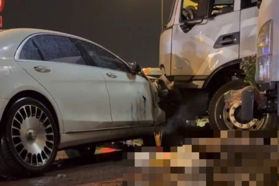 Bản tin cuối ngày 25/9: Mercedes tông liên hoàn, người đàn ông tử vong tại chỗ