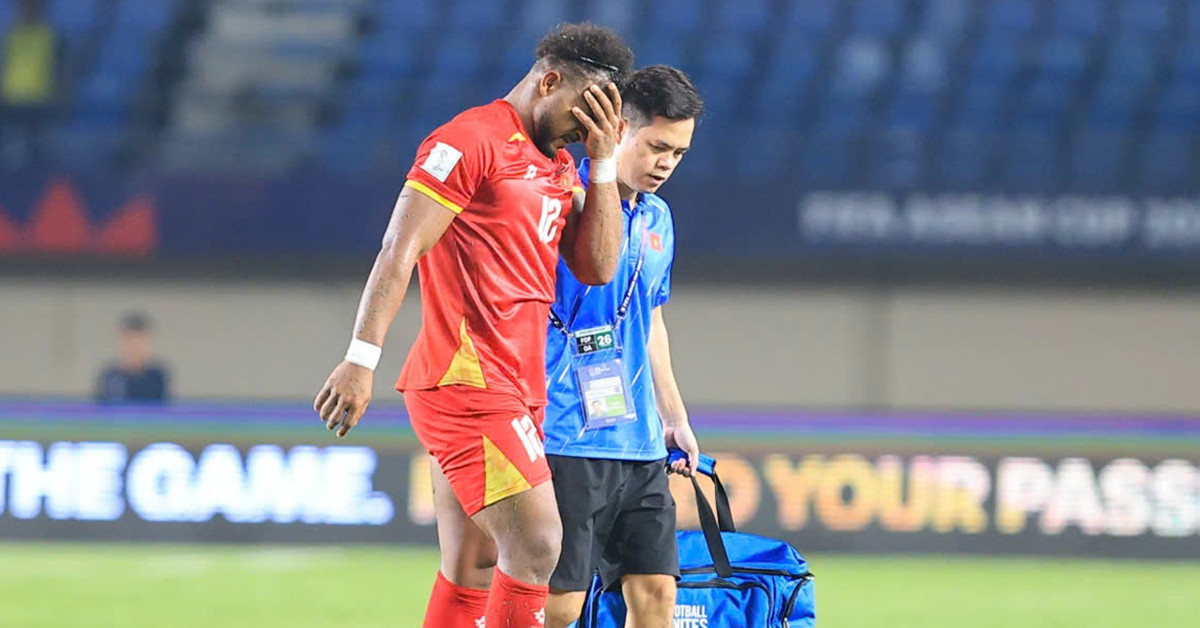 Xuân Son rách bắp chân, sớm chia tay FIFA ASEAN Cup