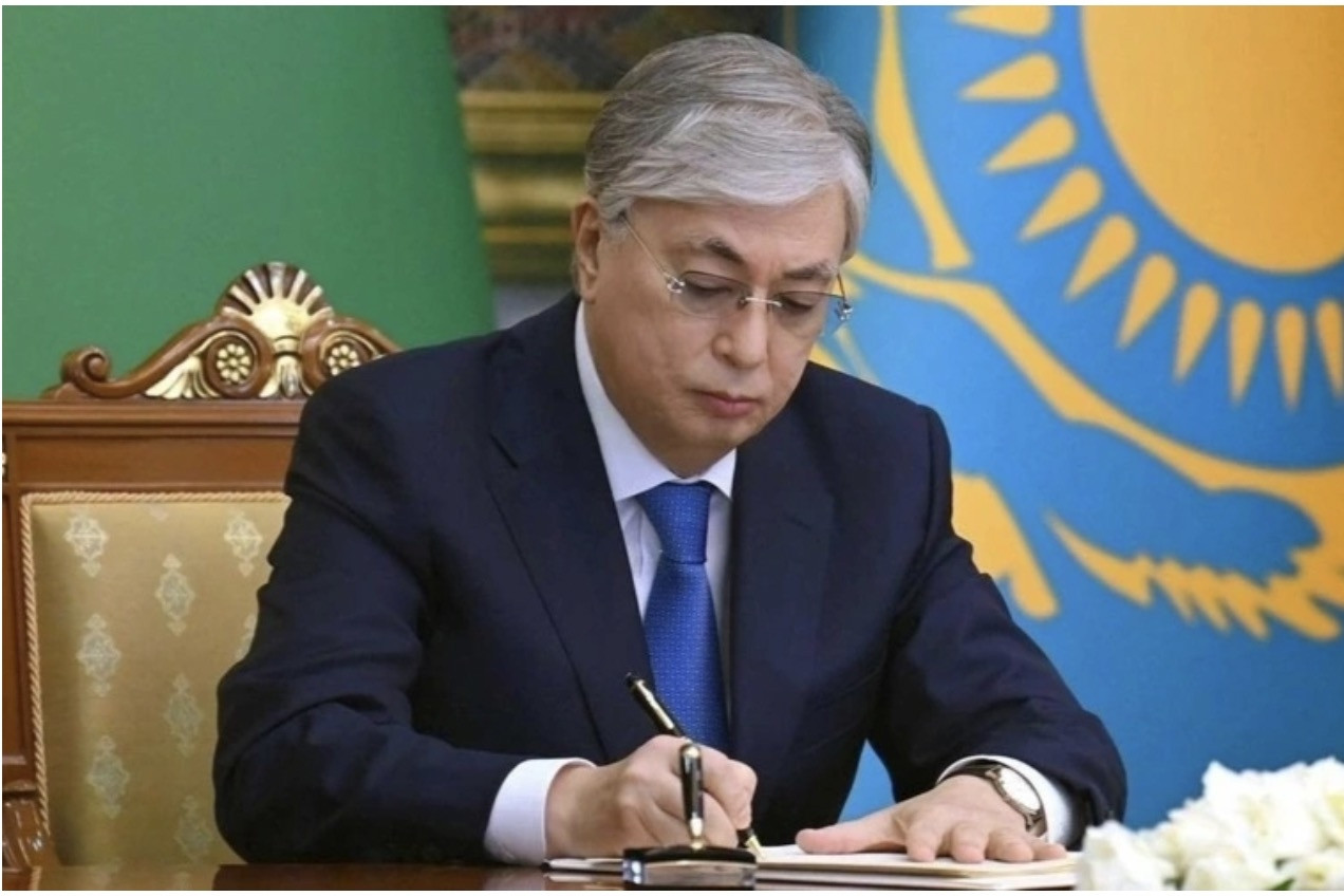 Bộ trưởng Quốc phòng Kazakhstan bị cách chức sau vụ 14 quân nhân tử nạn