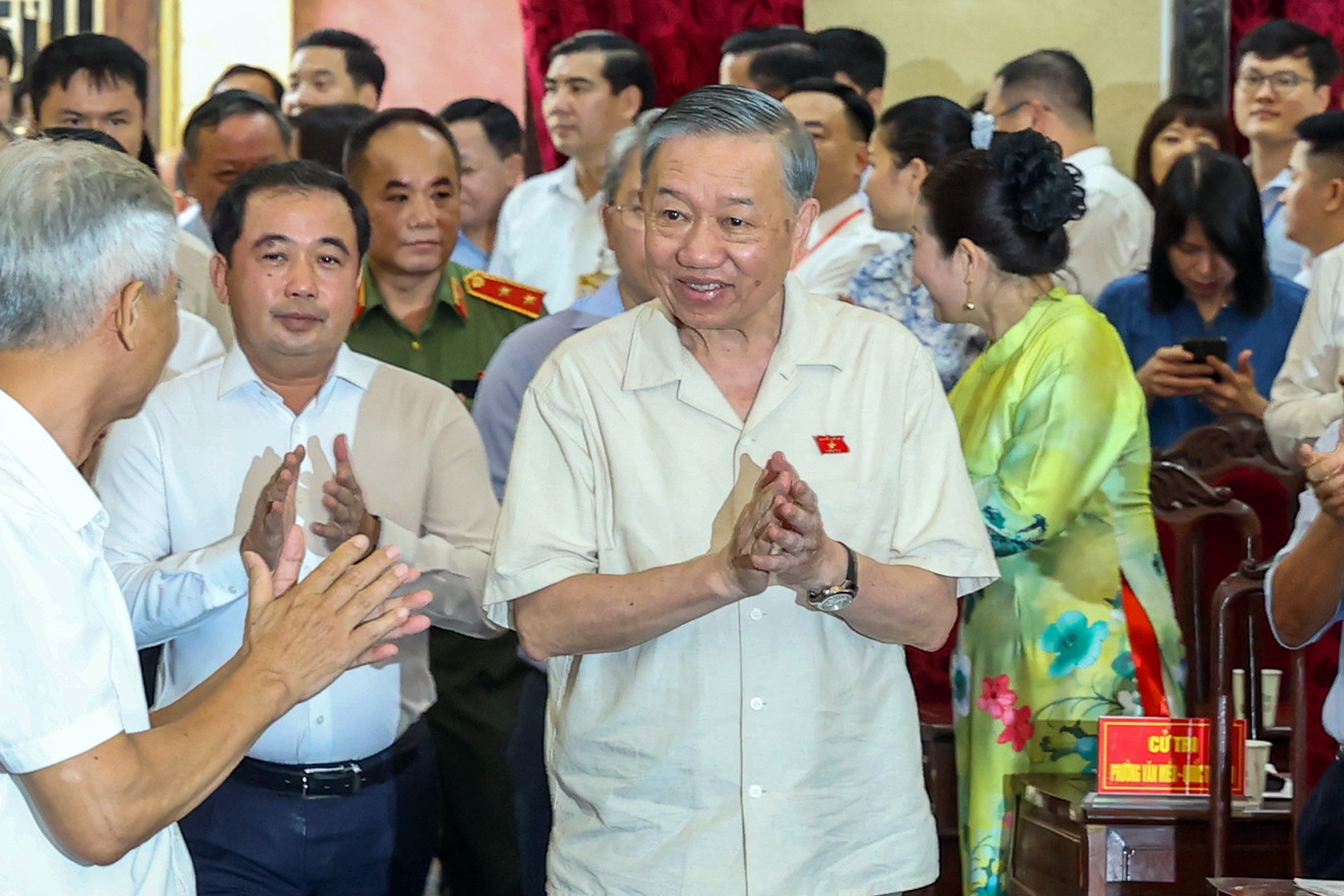 Tổng Bí thư, Chủ tịch nước Tô Lâm tiếp xúc cử tri 10 phường của Hà Nội