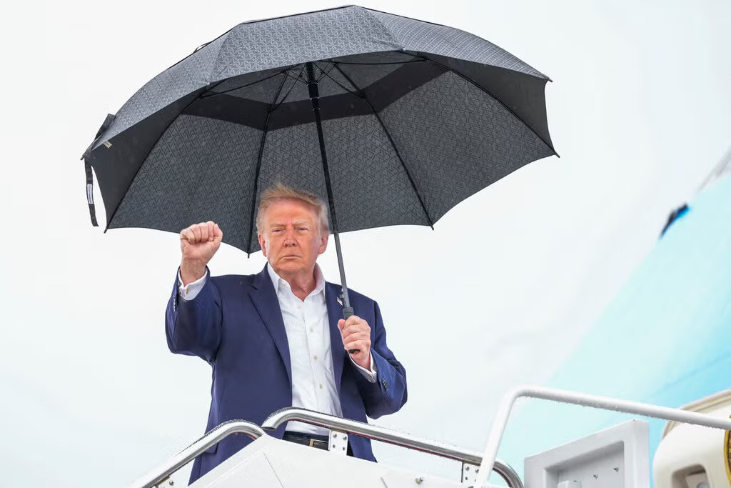 27pol trump ad jfbv jumbo.jpg