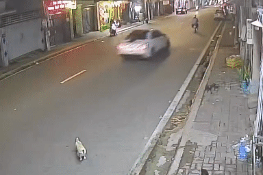 Bắt tài xế Mercedes tông hai chị em đi xe máy rồi rồ ga bỏ trốn