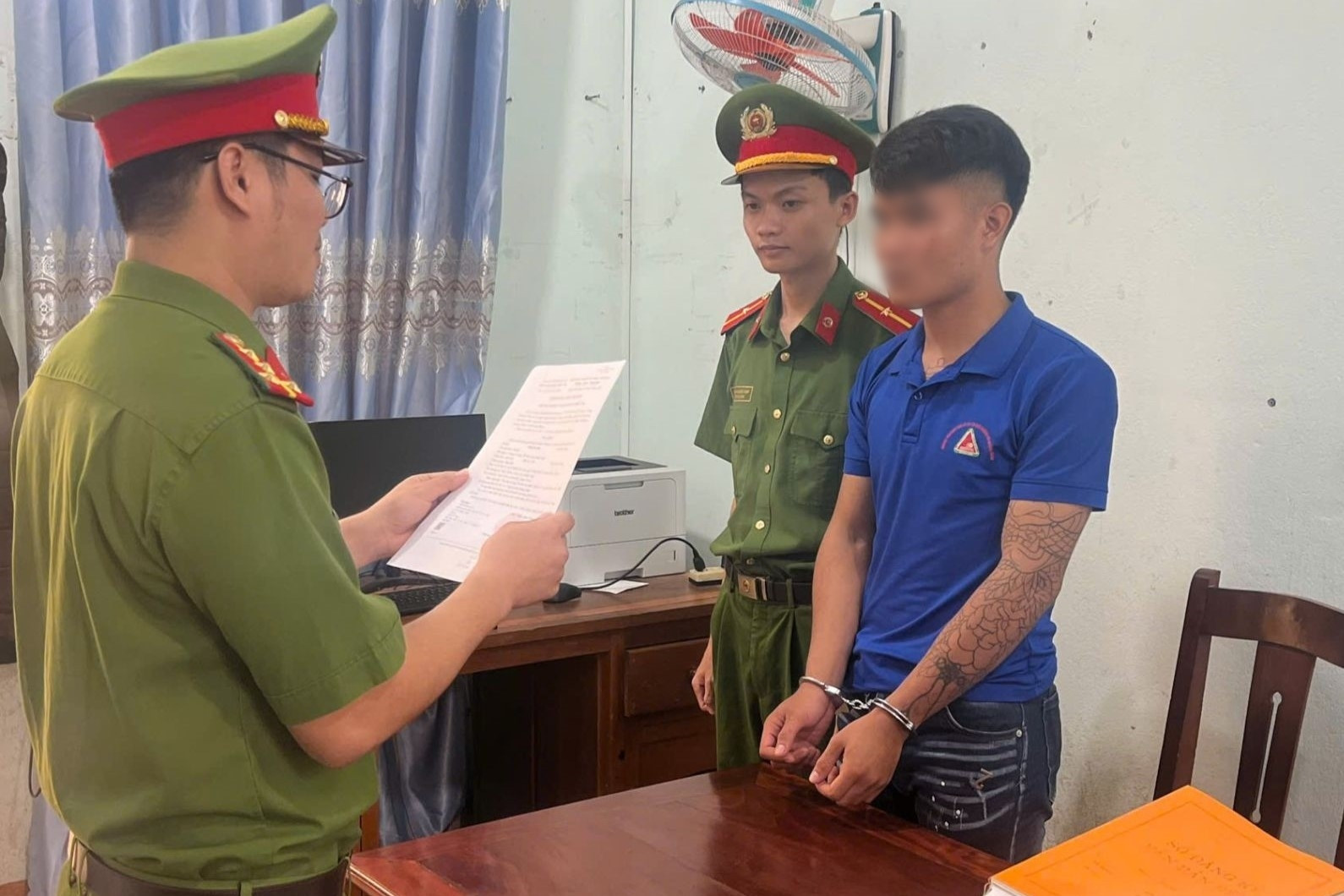 Bắt tạm giam thanh niên giao cấu với thiếu nữ 15 tuổi