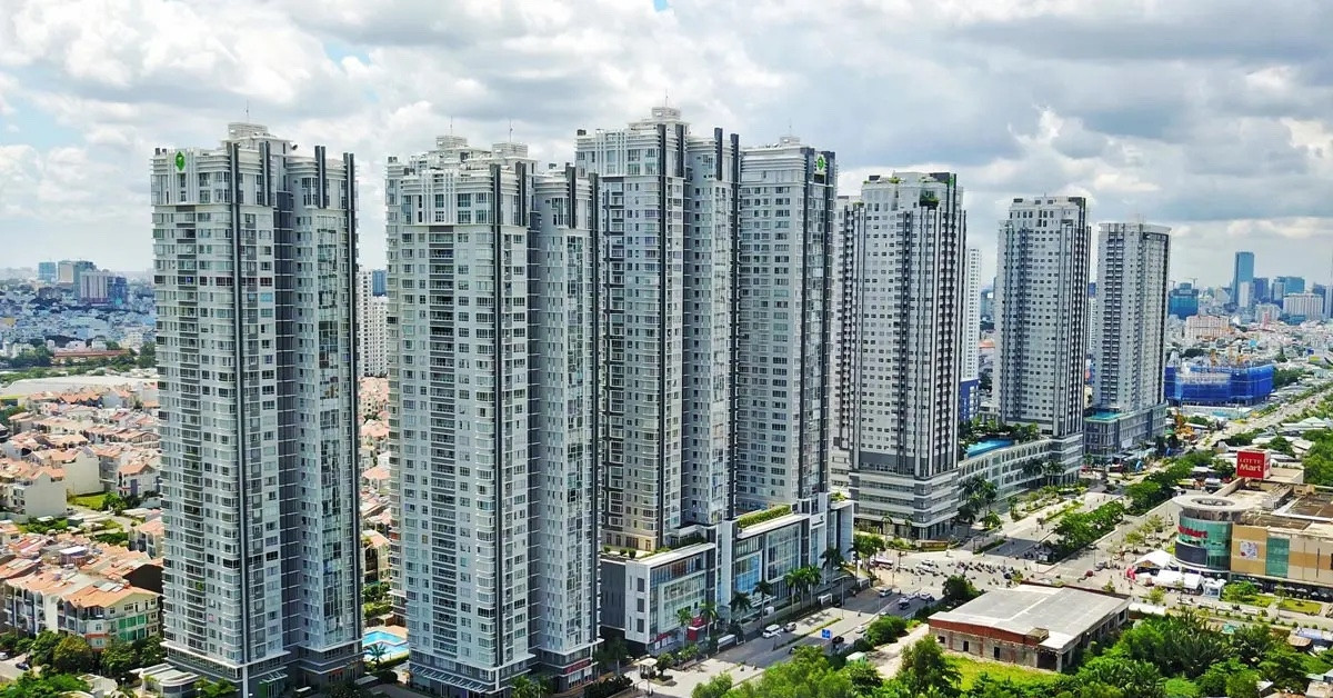 Cùng một tuyến đường ở TPHCM, giá chung cư chênh nhau gần gấp đôi