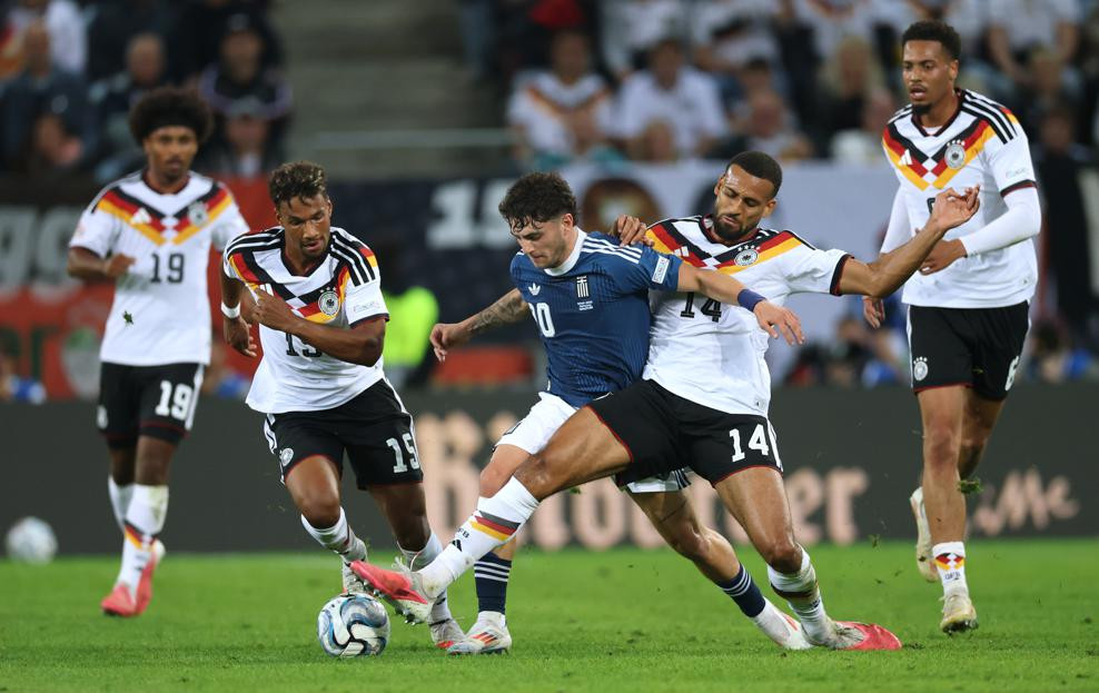 editorial_uefa_com fbl eur nations ger gre (1).jpg