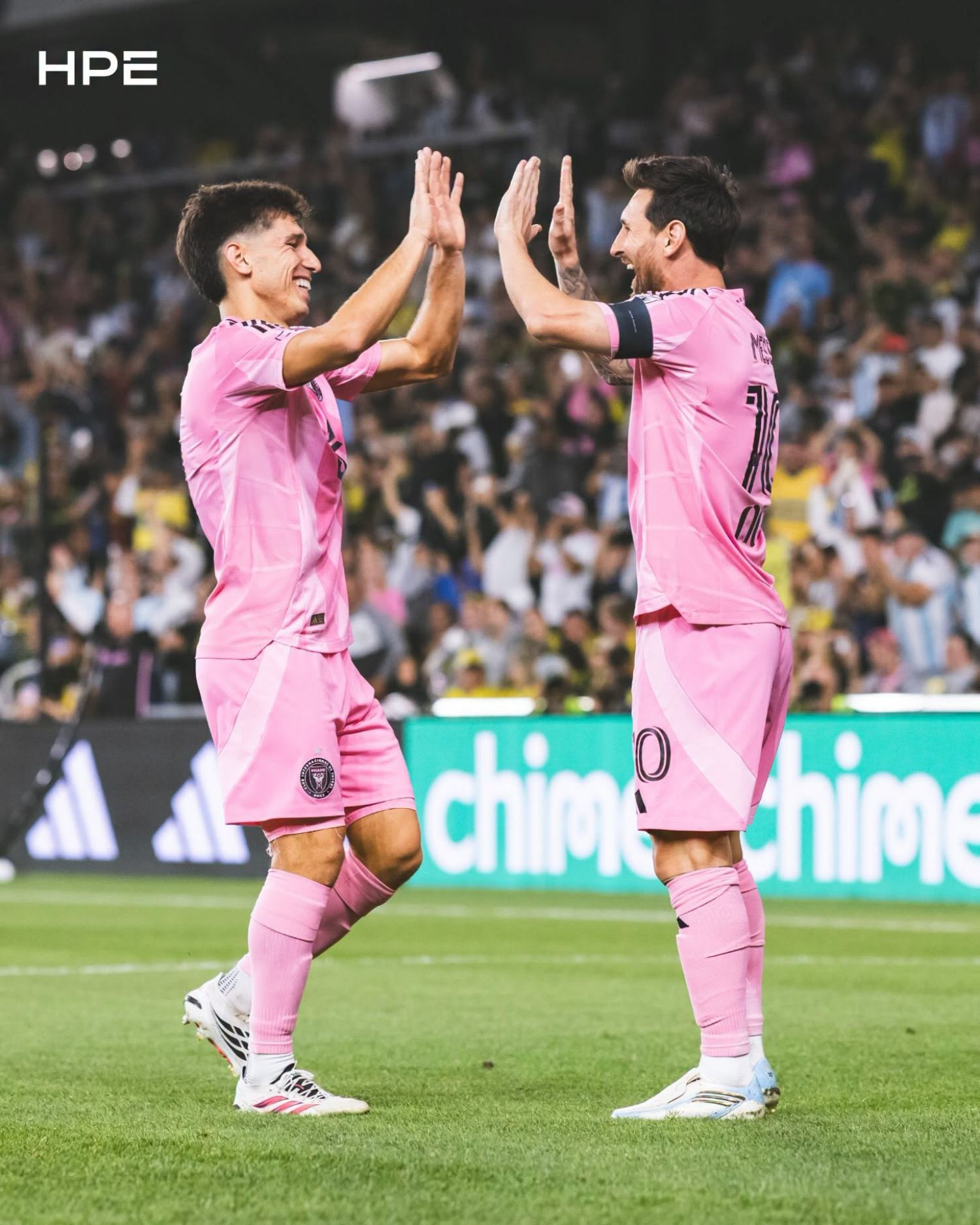 https://static-images.vnncdn.net/vps_images_publish/000001/000003/2026/9/28/messi-inter-miami-460.jpeg