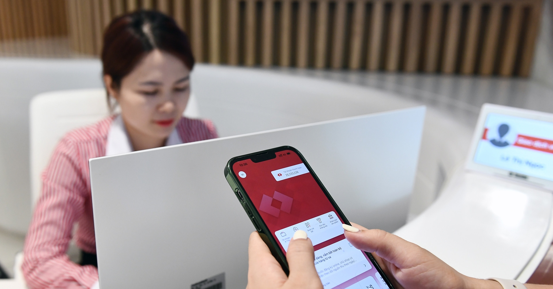 Lãi suất ngân hàng hôm nay 28/9/2026: "Ông lớn" ưu đãi lãi suất lên đến 8,4%/năm