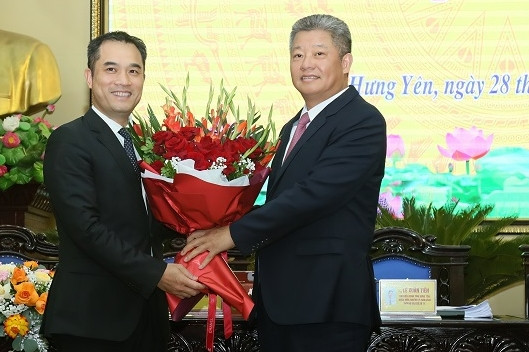 Phó giáo sư Phạm Bảo Sơn được bầu làm Phó chủ tịch tỉnh Hưng Yên
