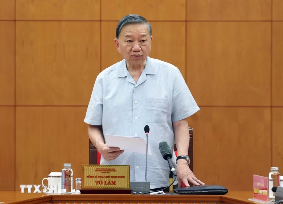 tong bi thu chu tich nuoc chu tri lam viec ve giai quyet cac vu an dan su hanh chinh 593.avif