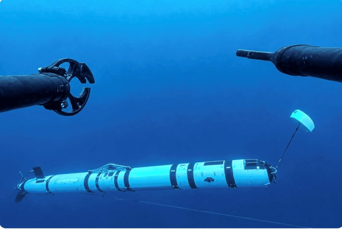 UUV Remus 600 Mỹ 2.jpg