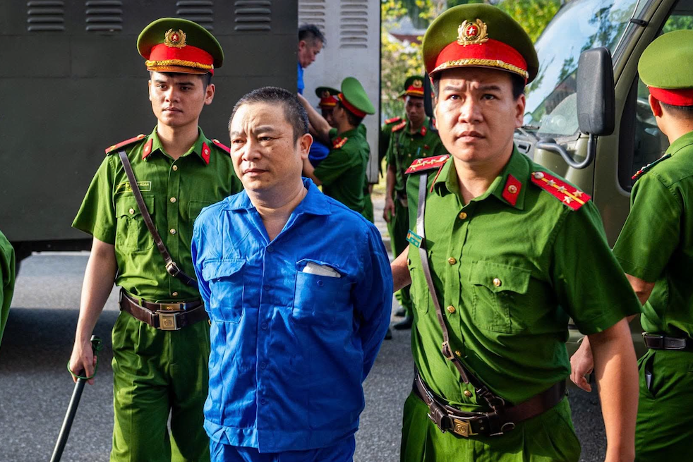 Xét xử ‘bà trùm' Mai Anh cùng 64 bị cáo trong 10 ngày