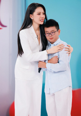 https://static-images.vnncdn.net/vps_images_publish/000001/000003/2026/9/29/batch-6-cau-chuyen-cua-tai-loc-da-khien-mentor-bui-quynh-hoa-khong-kiem-duoc-xuc-dong-1789271803097-2774.jpg