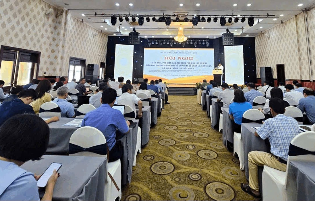 Gia Lai phổ biến quy tắc ứng xử, ‘phủ xanh’ thông tin tích cực trên mạng