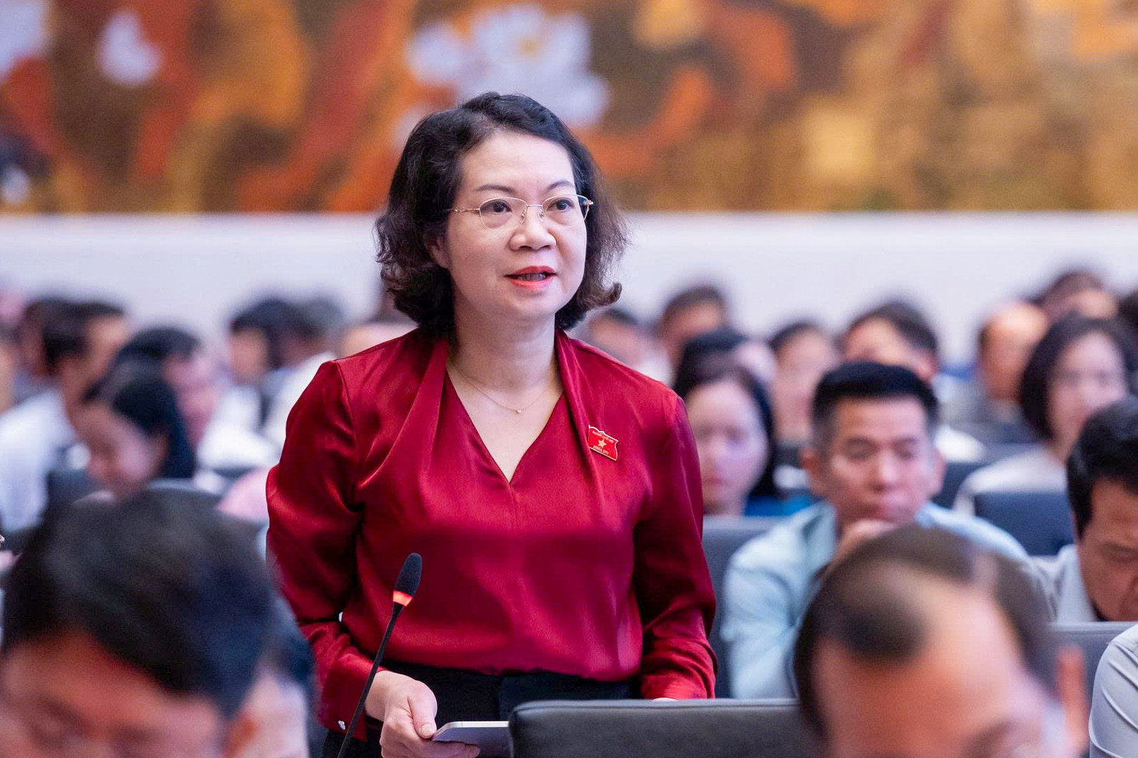 Mai Thị Phương Hoa.jpg