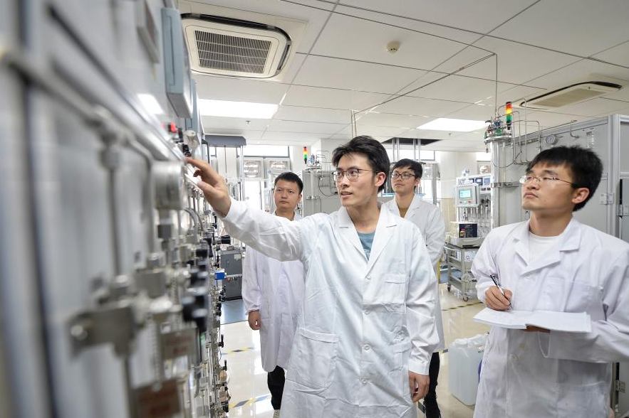Nhà khoa học dưới 35 tuổi có thể nhận 100 tỷ đồng nghiên cứu trong 15 năm