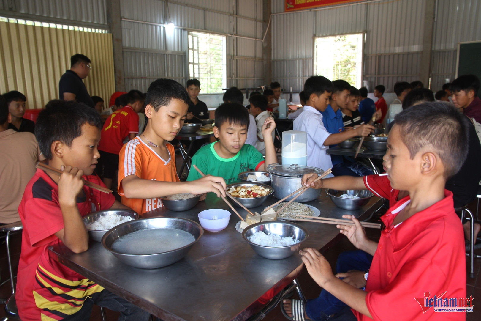 W-Chất lượng bữa ăn bán trú được bảo đảm góp phần nâng cao sức khỏe, thể trạng cho học sinh vùng cao.jpg