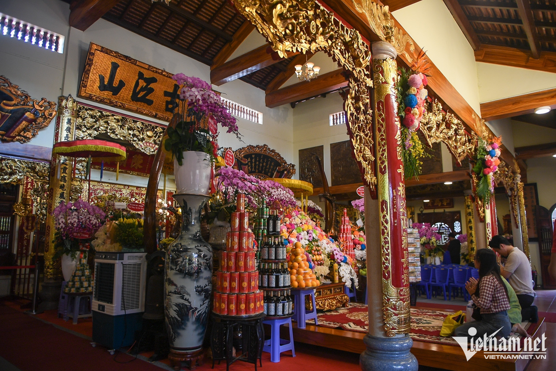 https://static-images.vnncdn.net/vps_images_publish/000001/000003/2026/9/29/w-den-tran-hung-dao-tphcm-nguyen-hue-11-1620.jpg