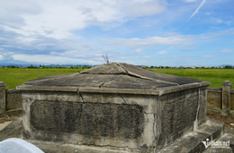 W-mộ tổ 01.JPG.jpg