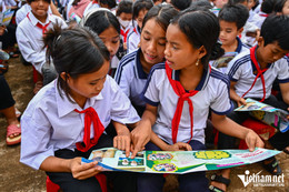 W-nguyen hue tay nguyen 12 1.jpg