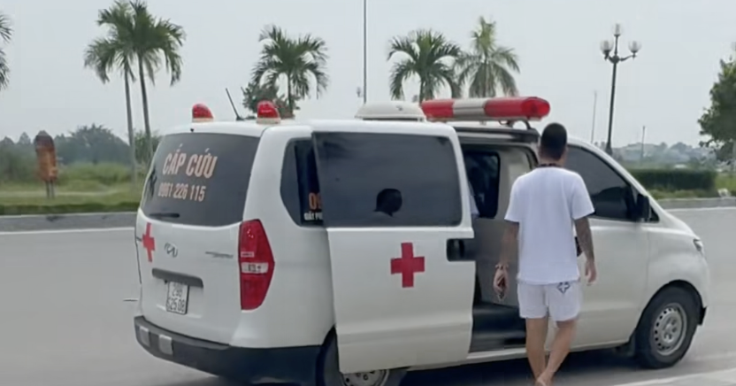 Bộ Y tế yêu cầu khẩn vụ gia đình phải trả 9,5 triệu để đưa bệnh nhân về nhà 16km