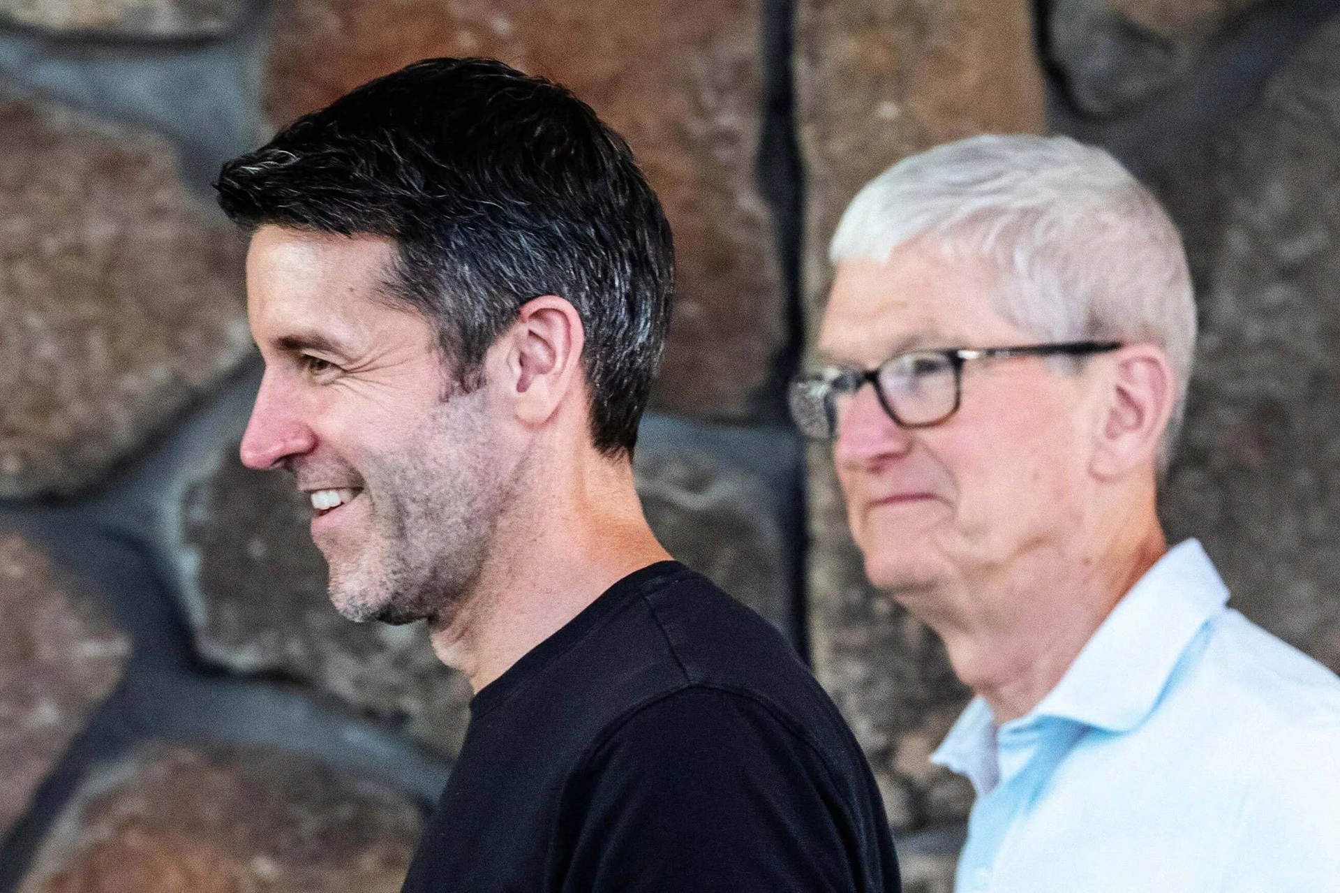 ceo apple bloomberg