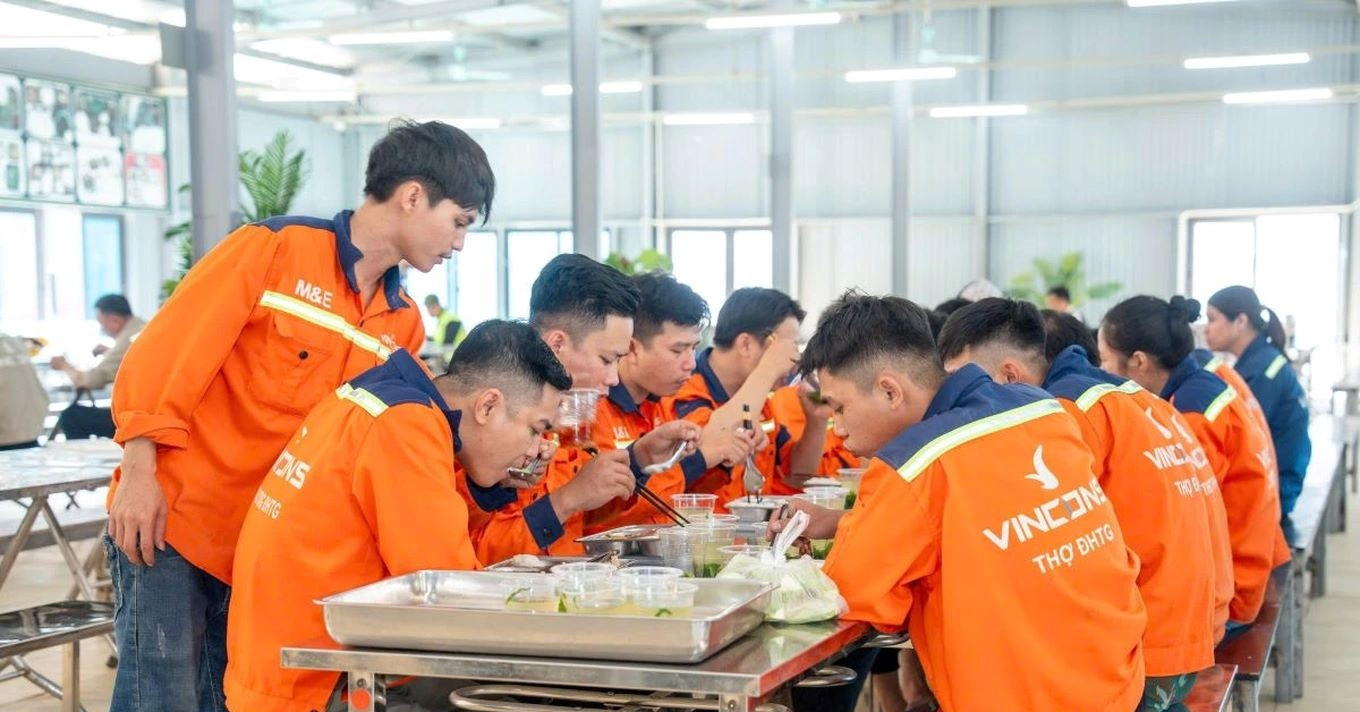 CEO VinCons: "95% lao động là người mới, phải đào tạo từ đầu"