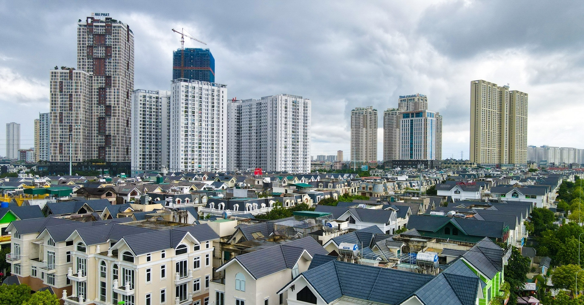 Chờ giá chung cư giảm để đổi nhà, không ngờ căn hộ cũ mất giá mạnh hơn