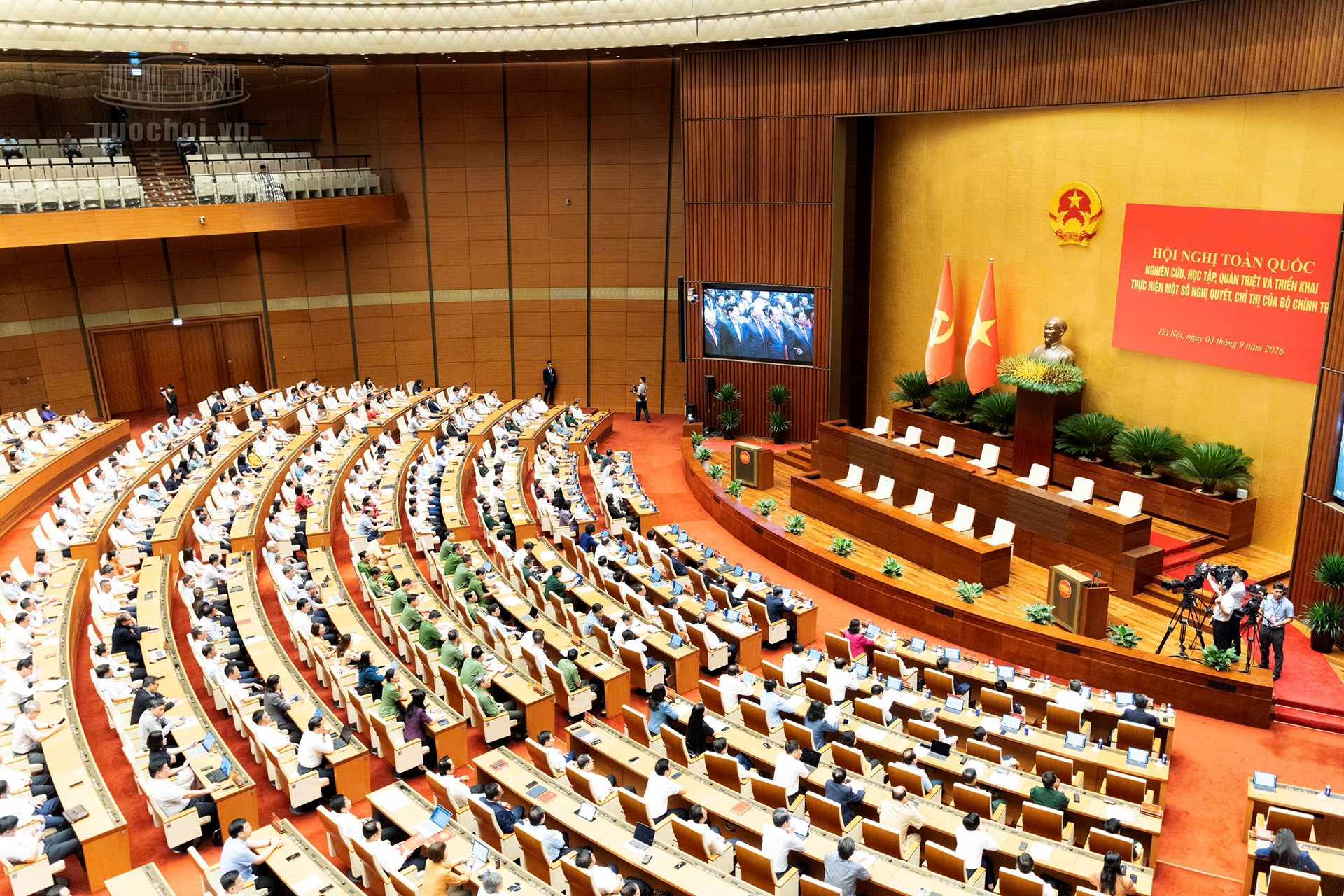 Chủ trương đúng mà cán bộ chưa thông, lòng dân chưa thuận thì vẫn ách tắc