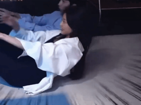 Hậu trường 'Đầu xuân tươi sáng' của Bách Nhiên và Tôn Thiên khiến khán giả bật cười