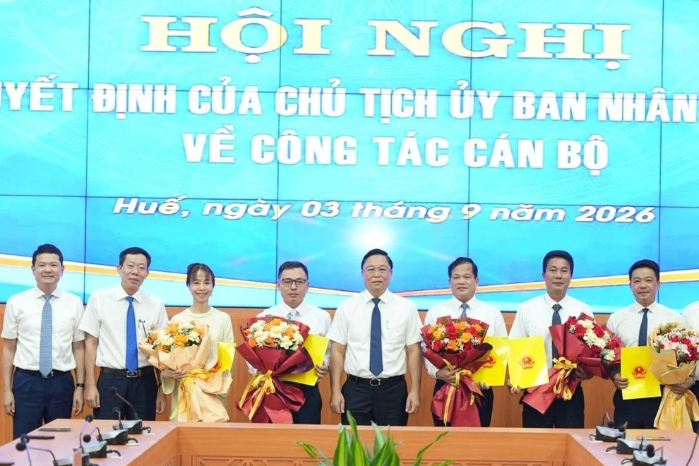 Huế điều động, bổ nhiệm loạt cán bộ