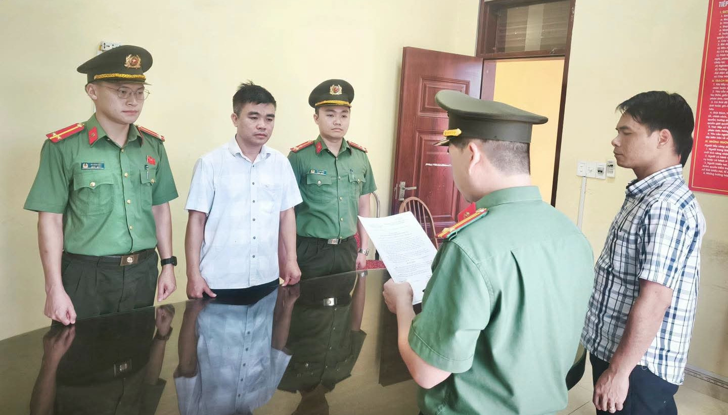 Khởi tố Nguyễn Văn Năm, cựu Phó viện trưởng thuộc Trường Đại học Trưng Vương