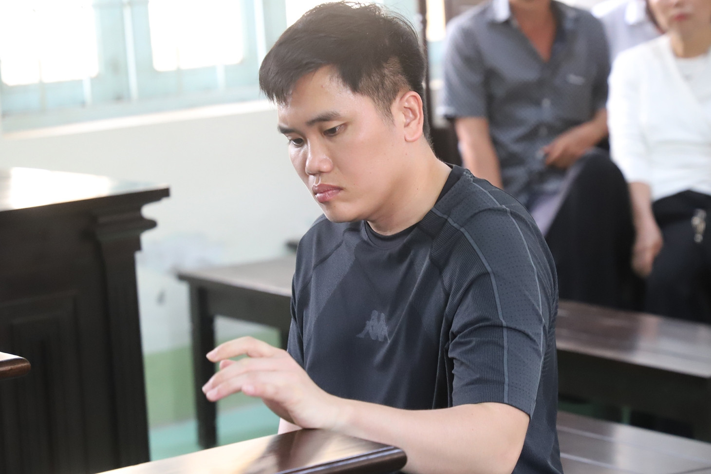 Mở lại phiên tòa xét xử tài xế tông tử vong nữ sinh ở Vĩnh Long
