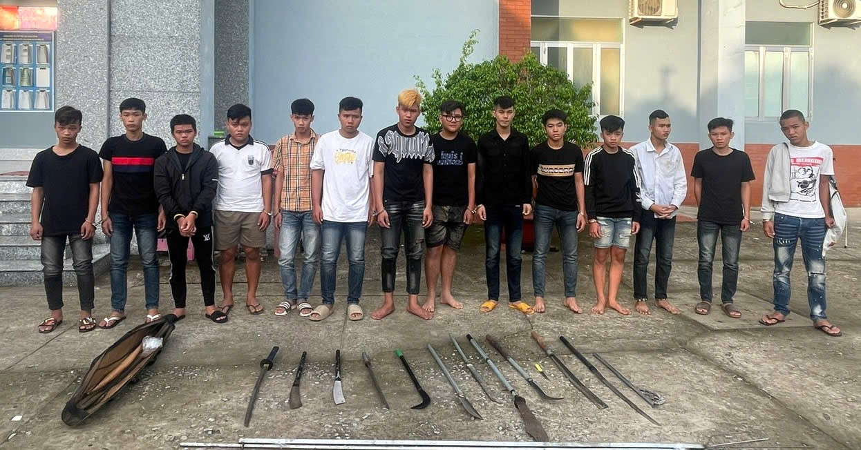 Ngăn chặn vụ hơn 40 thanh thiếu niên mang dao, kiếm đến điểm hẹn &amp;apos;hỗn chiến&amp;apos;