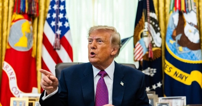 Ông Trump muốn đổi tên eo biển Hormuz, nói Israel không cần lo về Iran